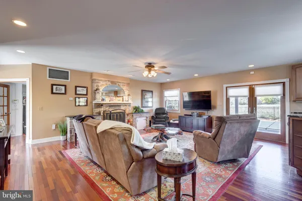 $1,299,900 | 3989 Kump Station Road, Taneytown, MD 21787