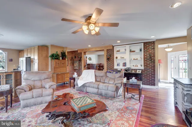 $1,500,000 | 3989 Kump Station Road, Taneytown, MD 21787