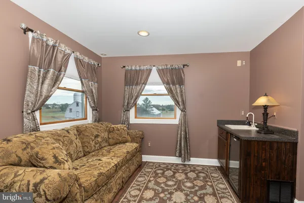 $1,299,900 | 3989 Kump Station Road, Taneytown, MD 21787