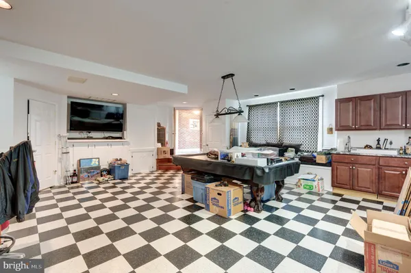 $1,299,900 | 3989 Kump Station Road, Taneytown, MD 21787