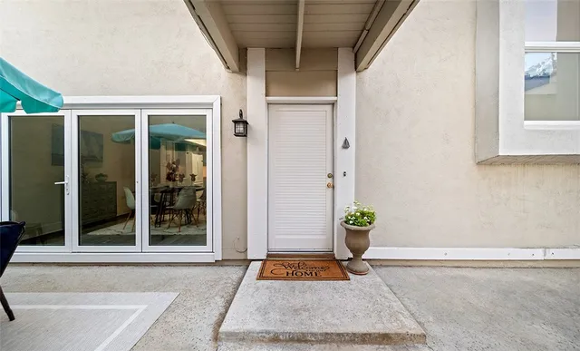 $1,300,000 | 7230 Little Harbor Drive, Huntington Beach, CA 92648