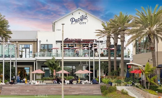 $1,300,000 | 7230 Little Harbor Drive, Huntington Beach, CA 92648