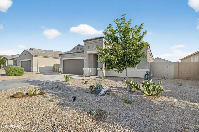 a view of hallway with washer and dryer