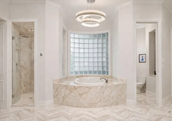 $2,350,000 | 22 West Bracebridge Circle, The Woodlands, TX 77382