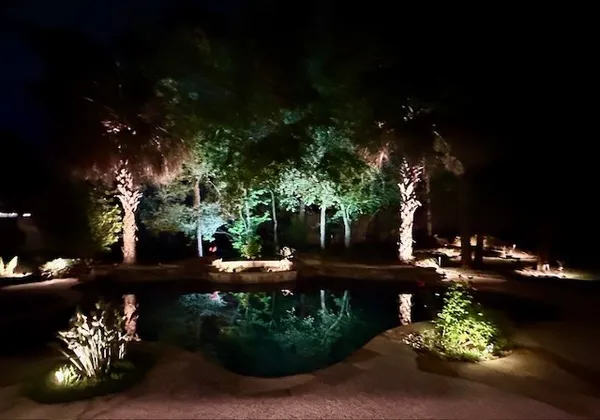 $2,350,000 | 22 West Bracebridge Circle, The Woodlands, TX 77382