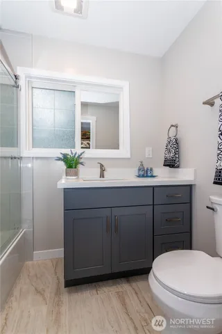 $885,000 | 454 Southwest 142nd Street, Burien, WA 98166