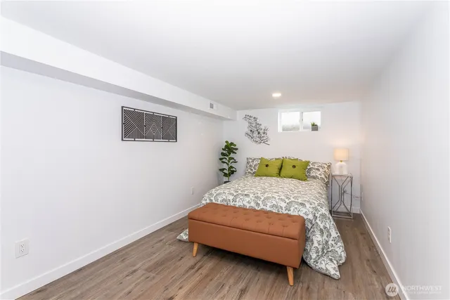 $885,000 | 454 Southwest 142nd Street, Burien, WA 98166