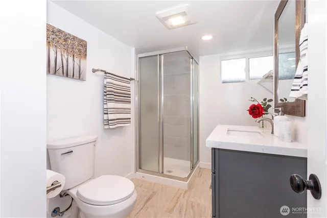 $885,000 | 454 Southwest 142nd Street, Burien, WA 98166