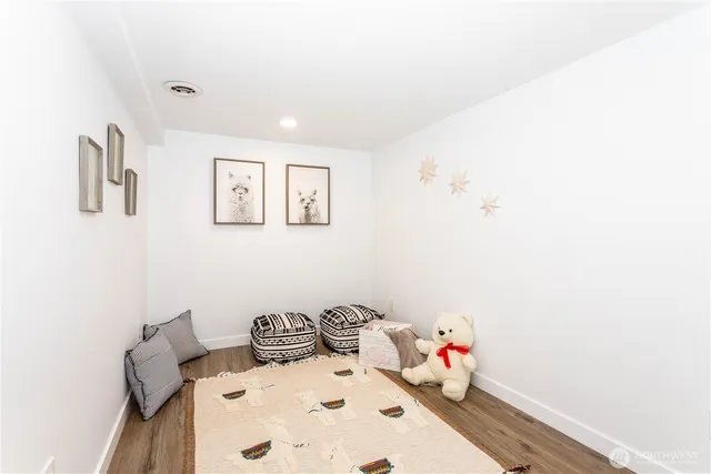 $885,000 | 454 Southwest 142nd Street, Burien, WA 98166