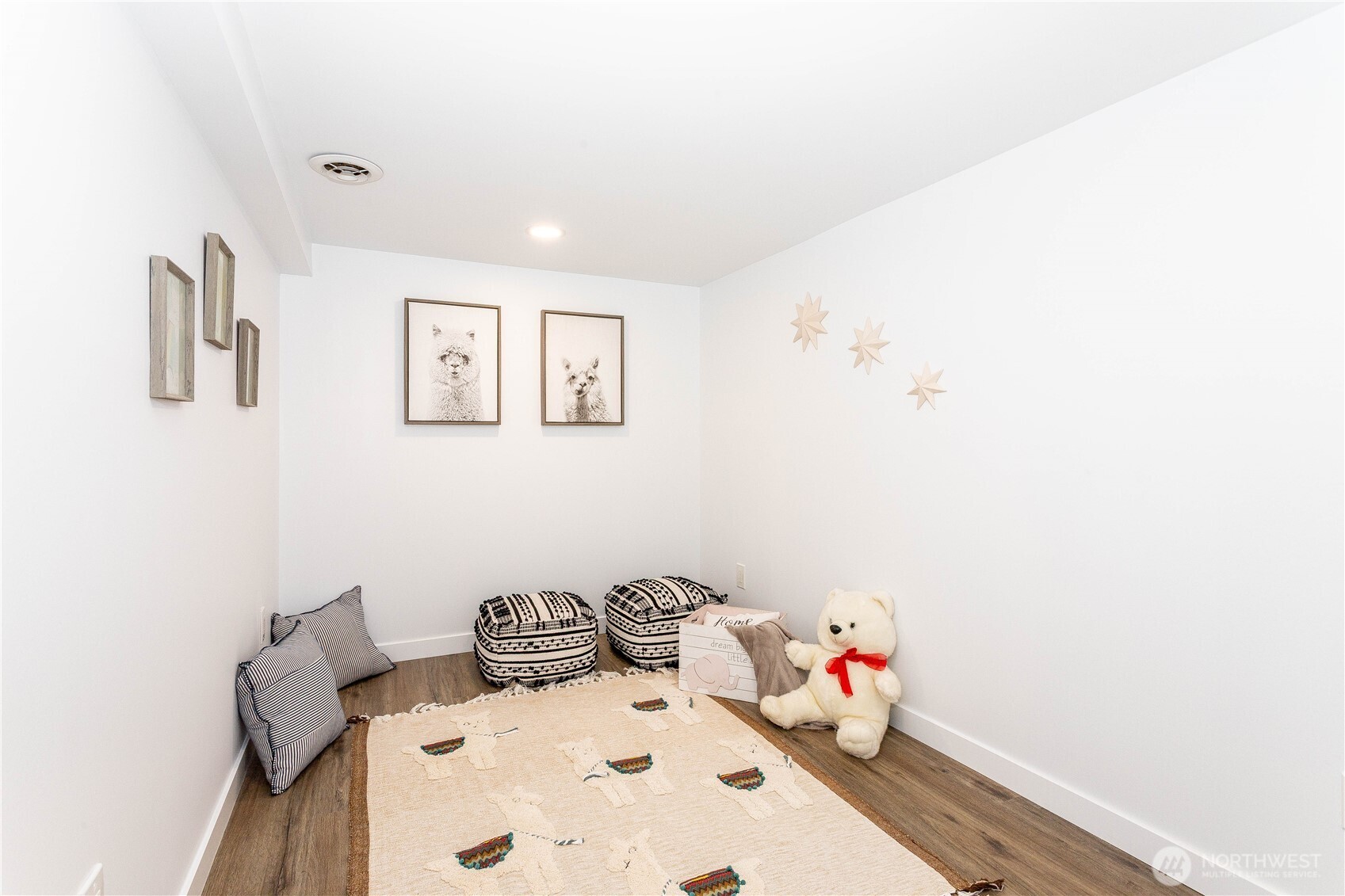 454 Southwest 142nd Street Burien, WA 98166 - Photo 26 of 40