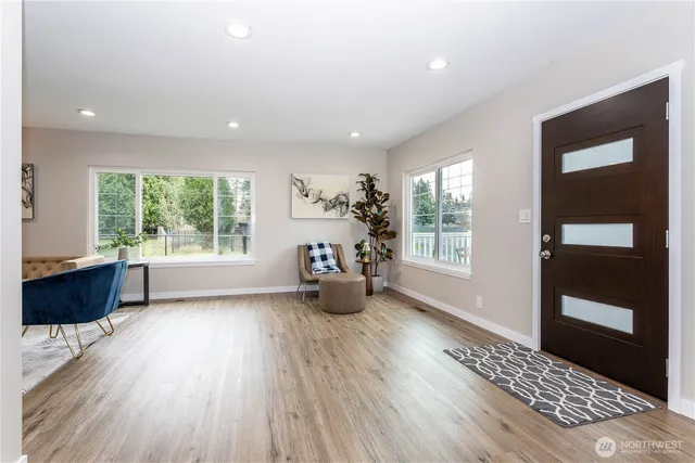 $885,000 | 454 Southwest 142nd Street, Burien, WA 98166