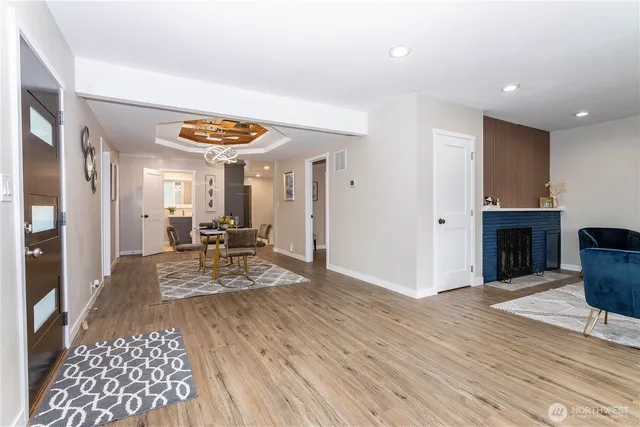 $885,000 | 454 Southwest 142nd Street, Burien, WA 98166