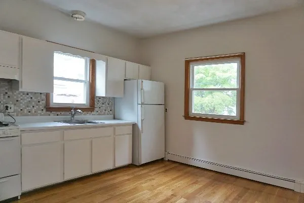 $2,400 | 150 Brown Street, Unit 1L, Waltham, MA 02453