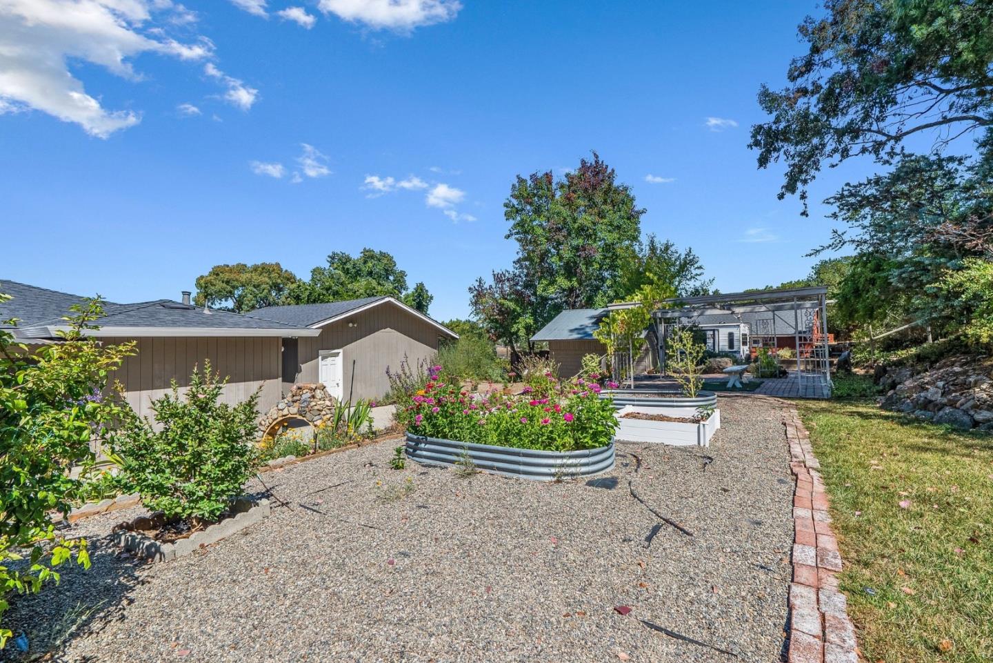 9465 Watsonville Road Gilroy, CA 95020 - Photo 37 of 78