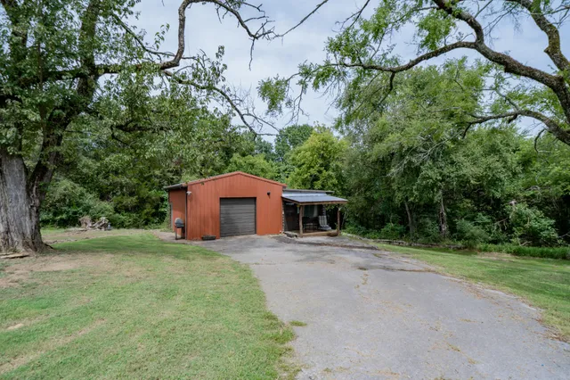 a picture of a room with a bench