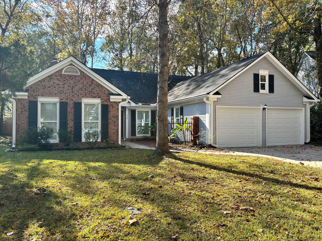 156 Wainwright Manor
