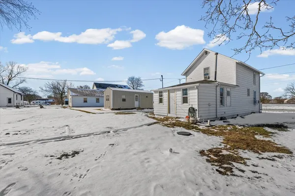 $119,900 | 214 Railroad Avenue, Buckley, IL 60918