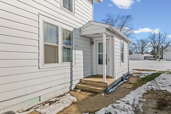 $119,900 | 214 Railroad Avenue, Buckley, IL 60918