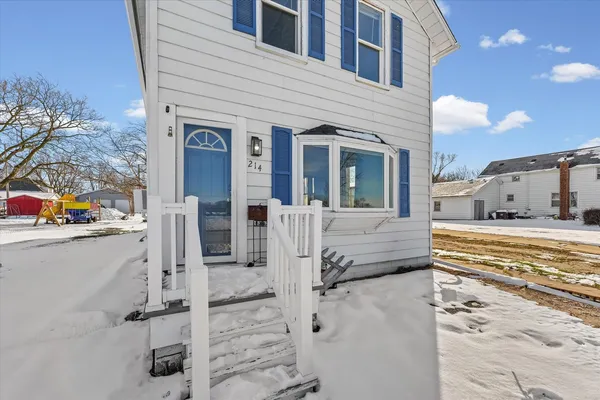 $119,900 | 214 Railroad Avenue, Buckley, IL 60918