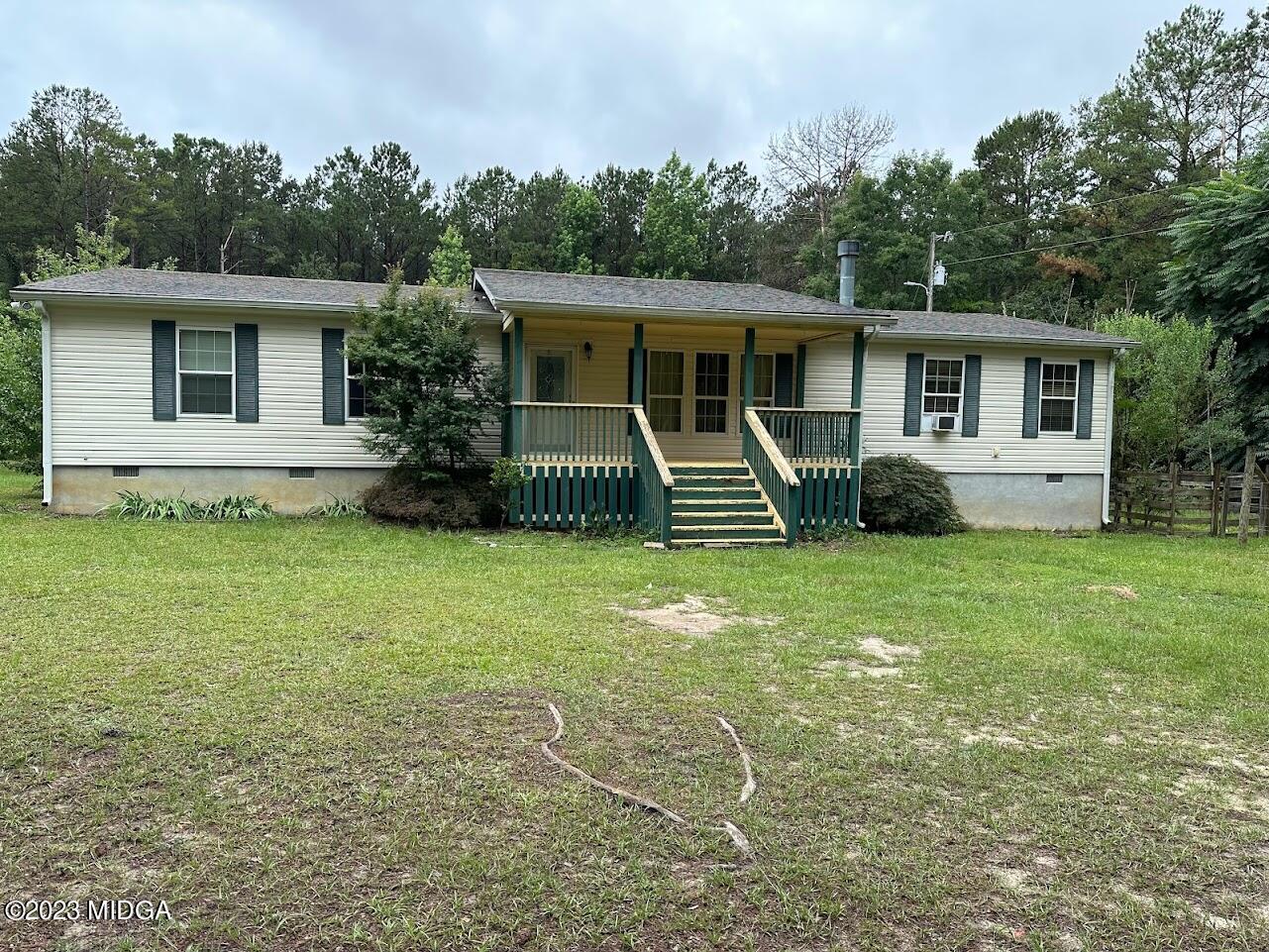 1328 Hamlin-Floyd Road Jeffersonville, GA 31044 - Photo 1 of 32 front