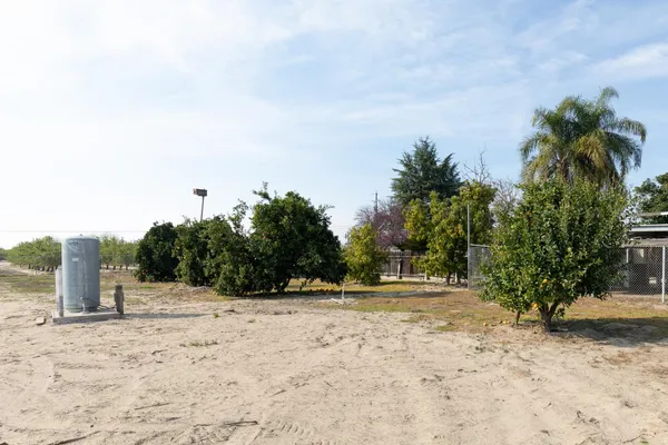 $629,000 | 12265 East Dinuba Avenue, Selma, CA 93662