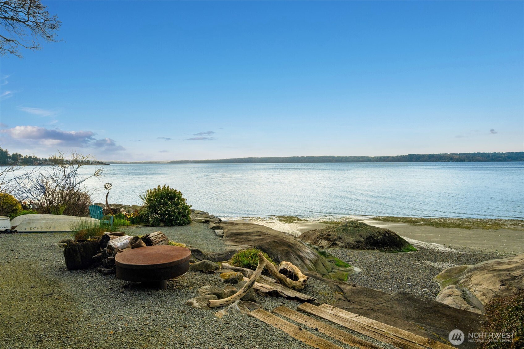 2650 Southwest 151st Place Burien, WA 98166 - Photo 36 of 40 a view of a backyard with table and chairs