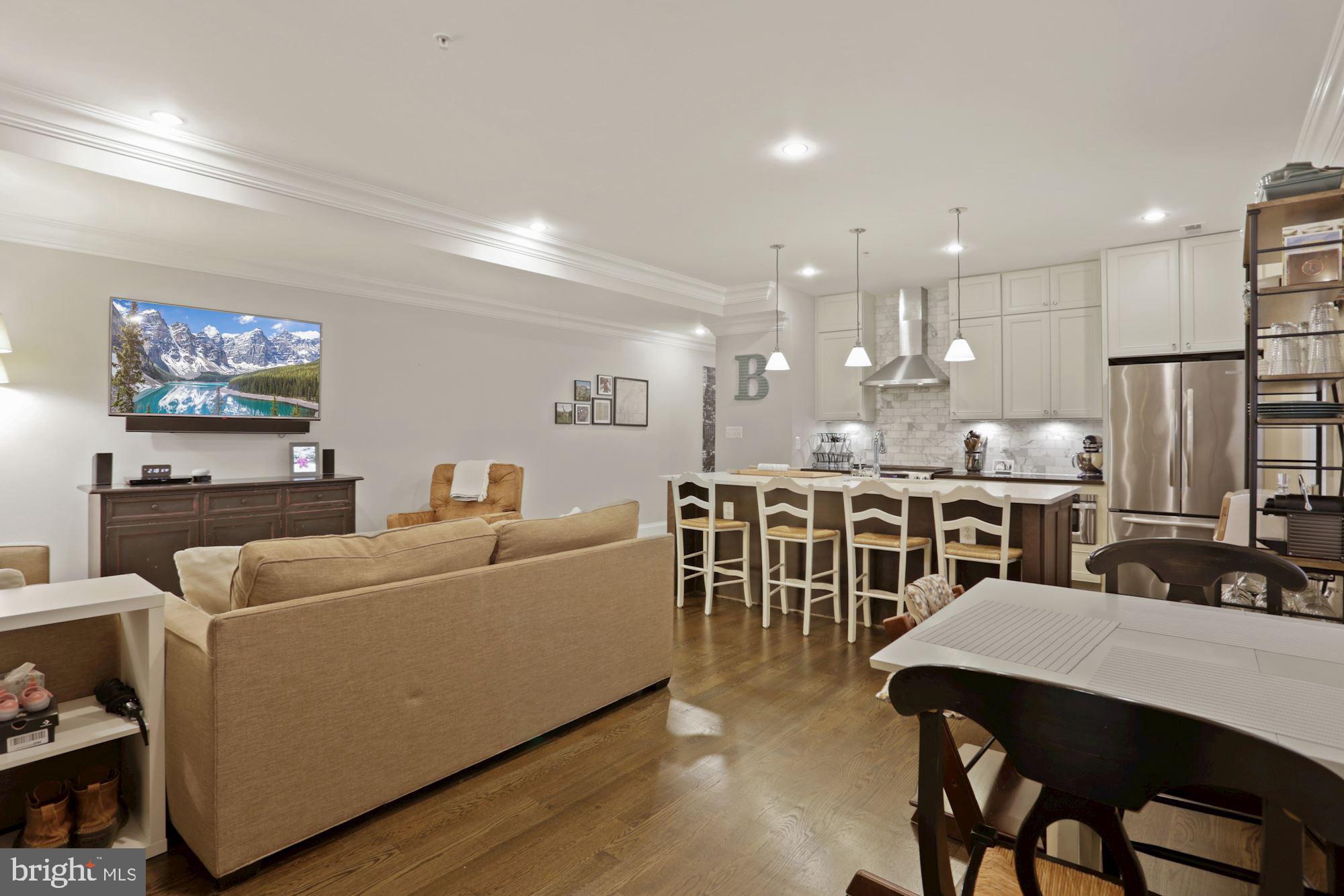 2014 Kalorama Road Northwest, Unit 1 Washington, DC 20009 - Photo 3 of 26 Welcome Home!