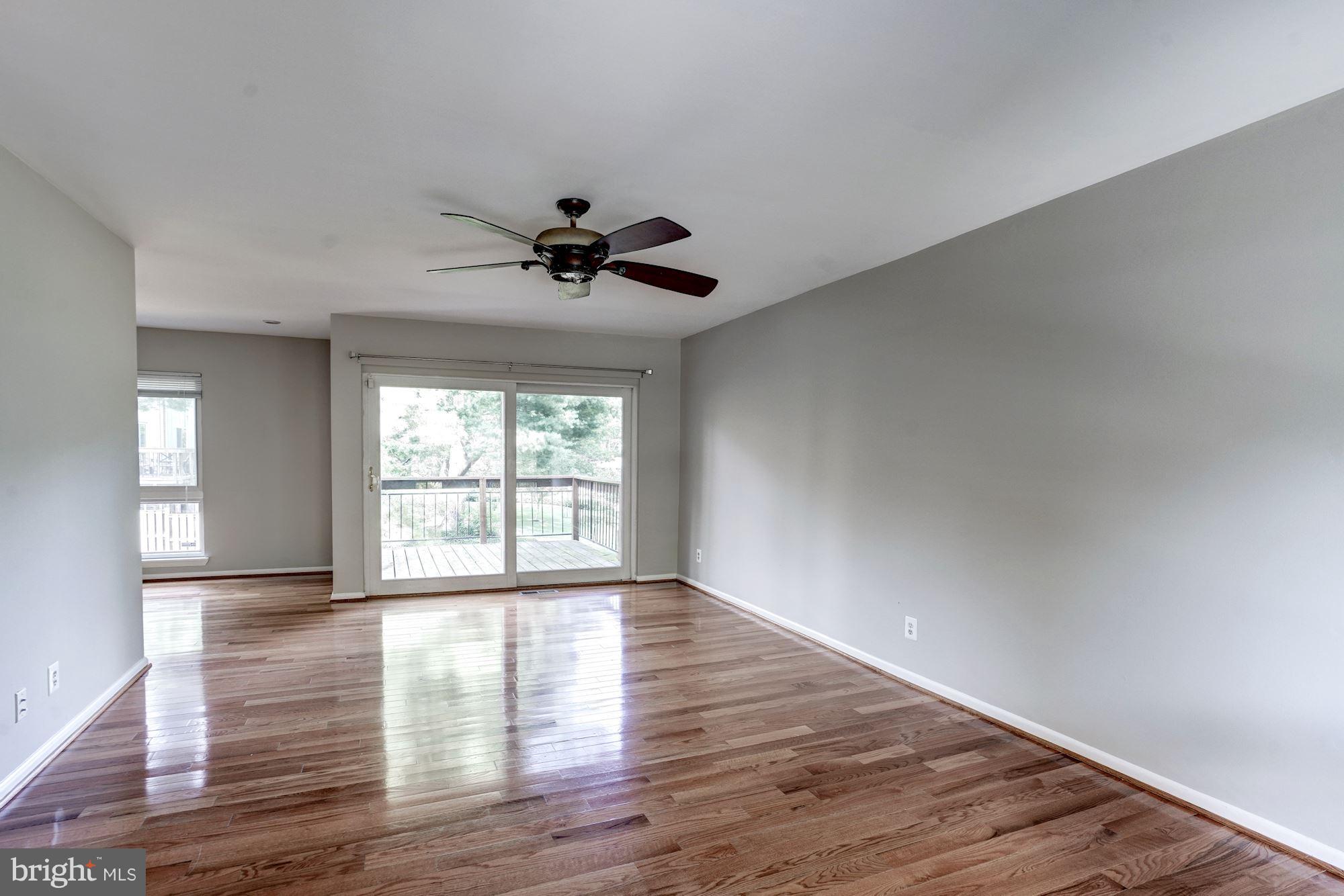 11049 Saffold Way Reston, VA 20190 - Photo 4 of 30 Light and Bright with a Deck