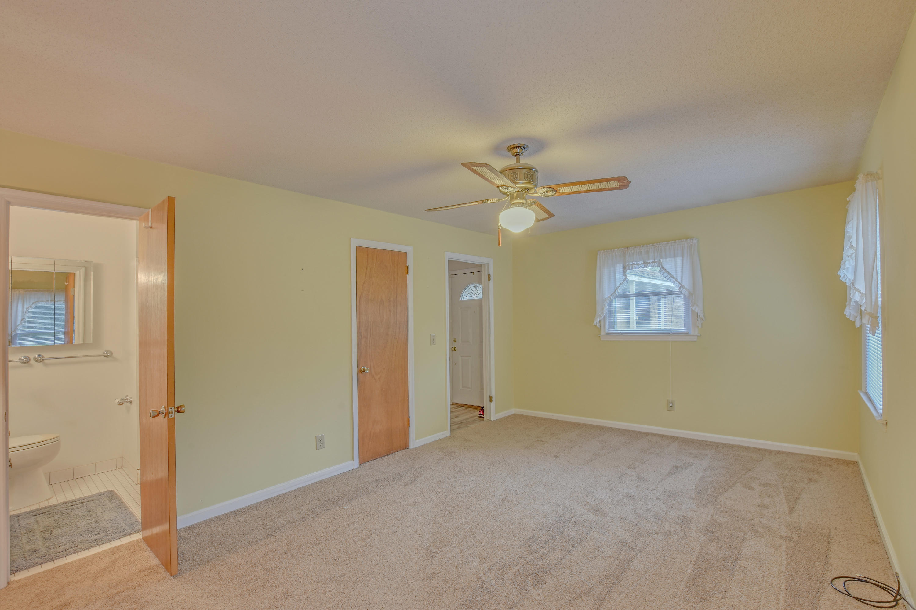 110 Sandtrap Road Summerville, SC 29483 - Photo 17 of 32 110 Sand C