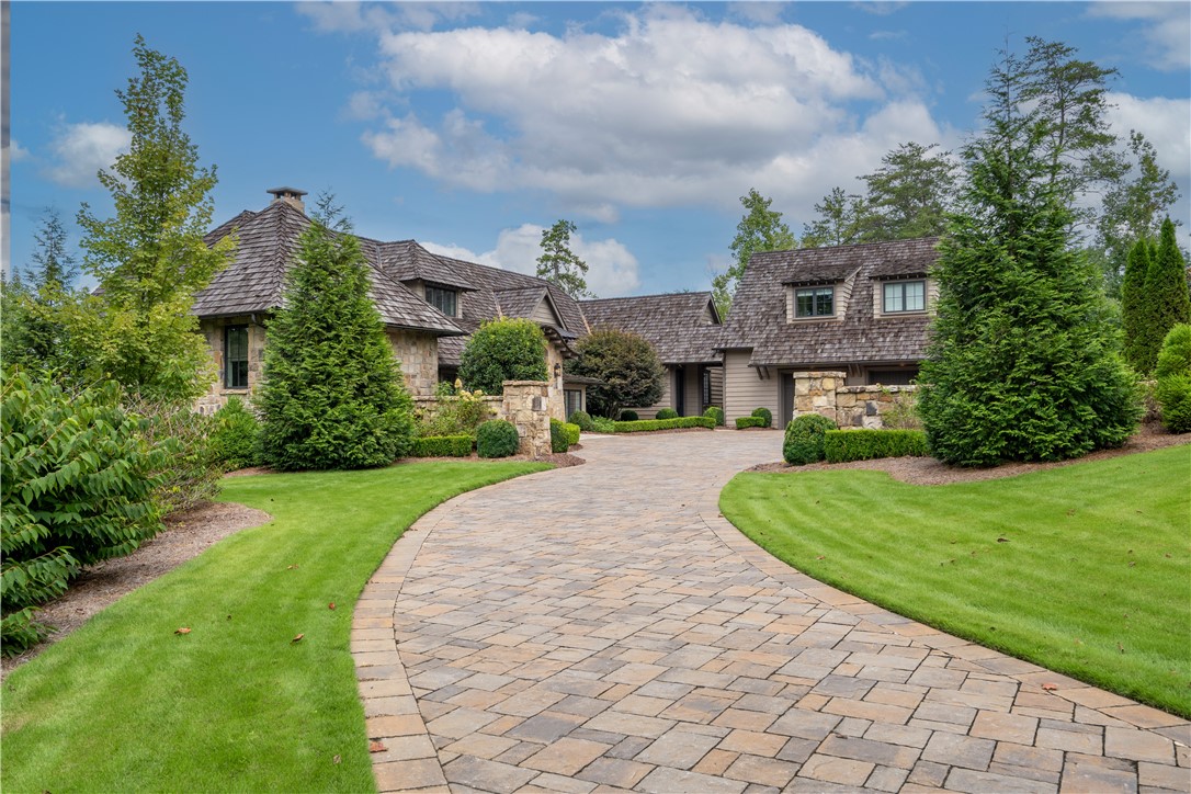 386 Peninsula Ridge Sunset, SC 29685 - Photo 1 of 50 Gallery Image 1
