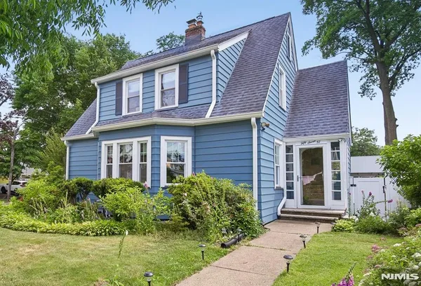 $4,200 | 57 Oldis Street, Rochelle Park, NJ 07662