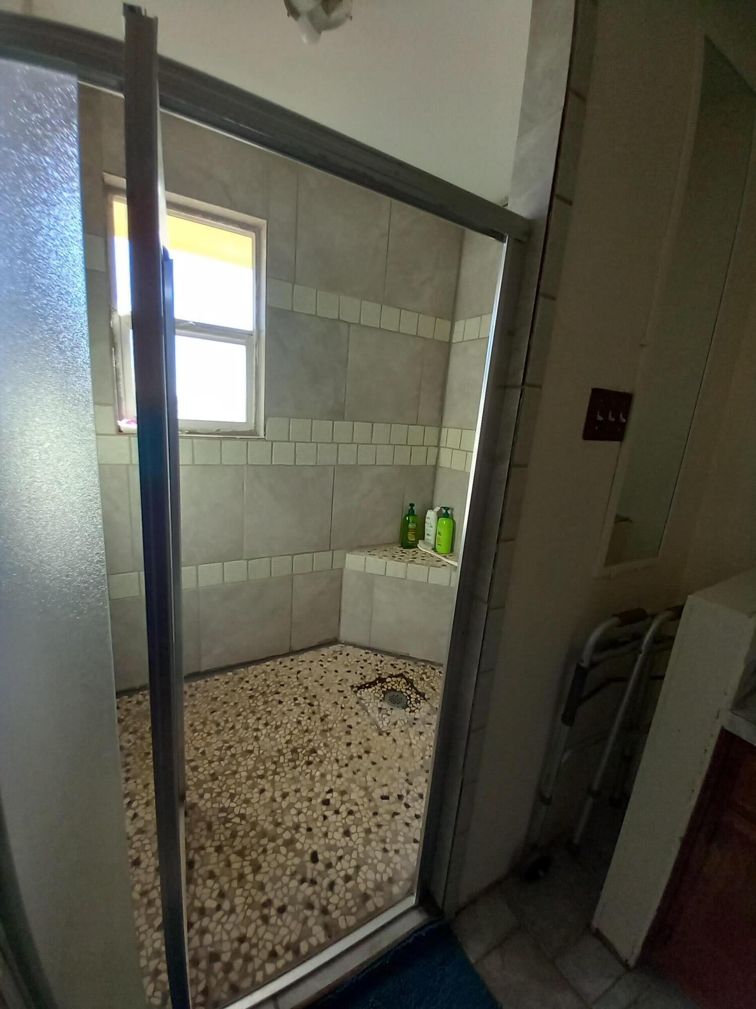 16449 Harpold Road Malin, OR 97632 - Photo 30 of 77 primary bathroom