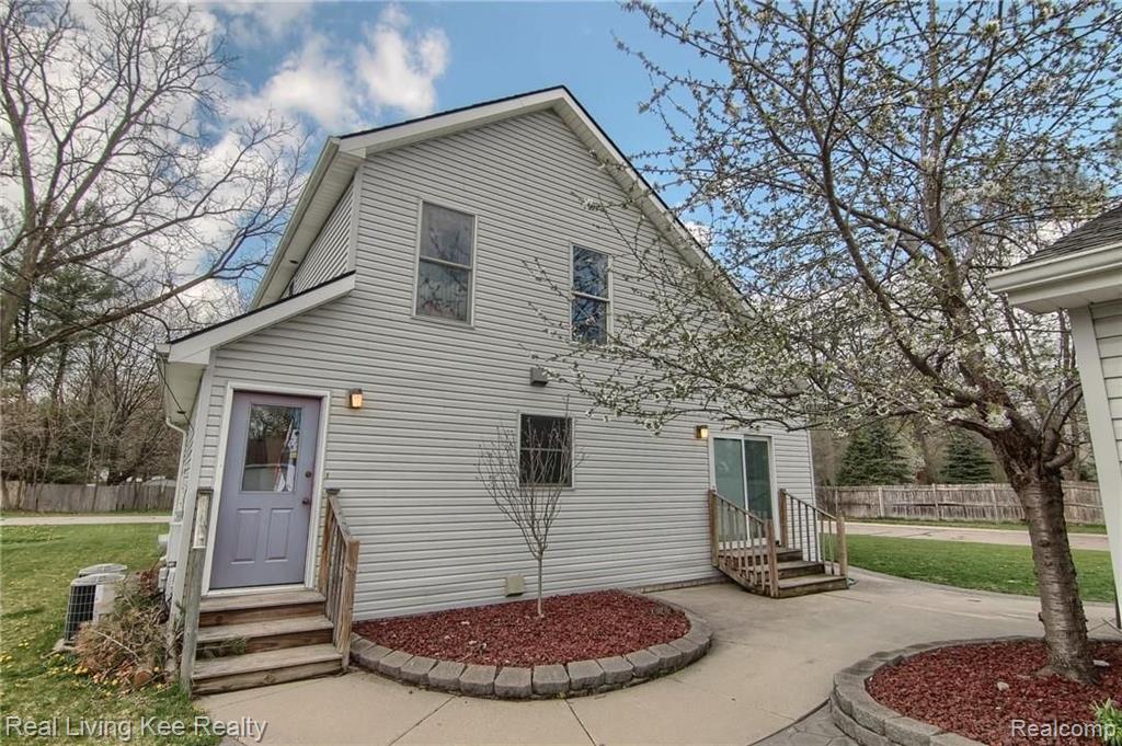 2317 Culbertson Avenue Rochester, MI 48307 - Photo 31 of 32