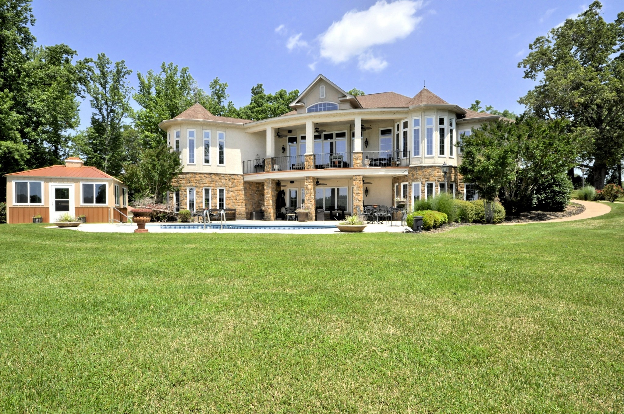 424 Palestine Road Paris, TN 38242 - Photo 1 of 1 Gallery Image 1