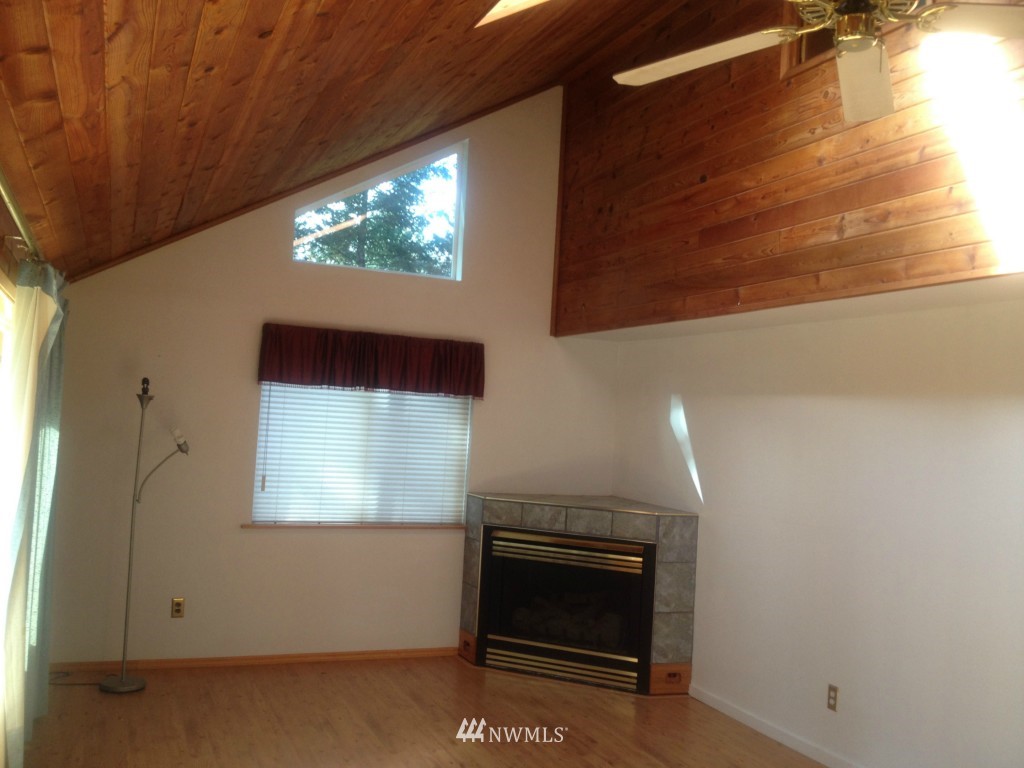 12715 Ranch Ridge Court Southwest Port Orchard, WA 98367 - Photo 8 of 25 Gallery Image 8