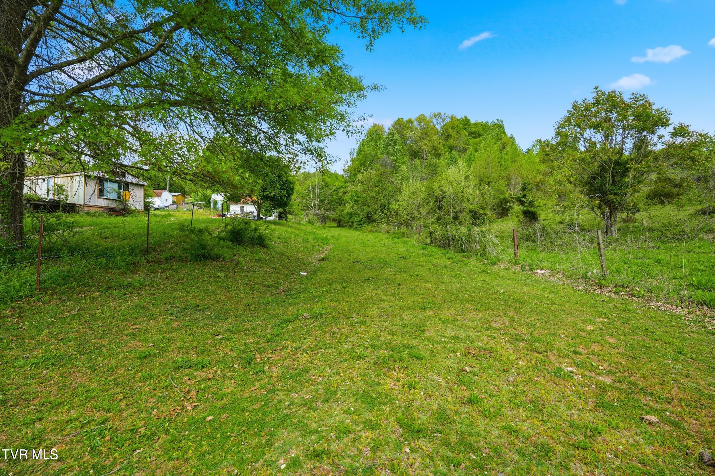 2376 Middle Creek Road, Unit 8 Afton, TN 37616 - Photo 4 of 15 12