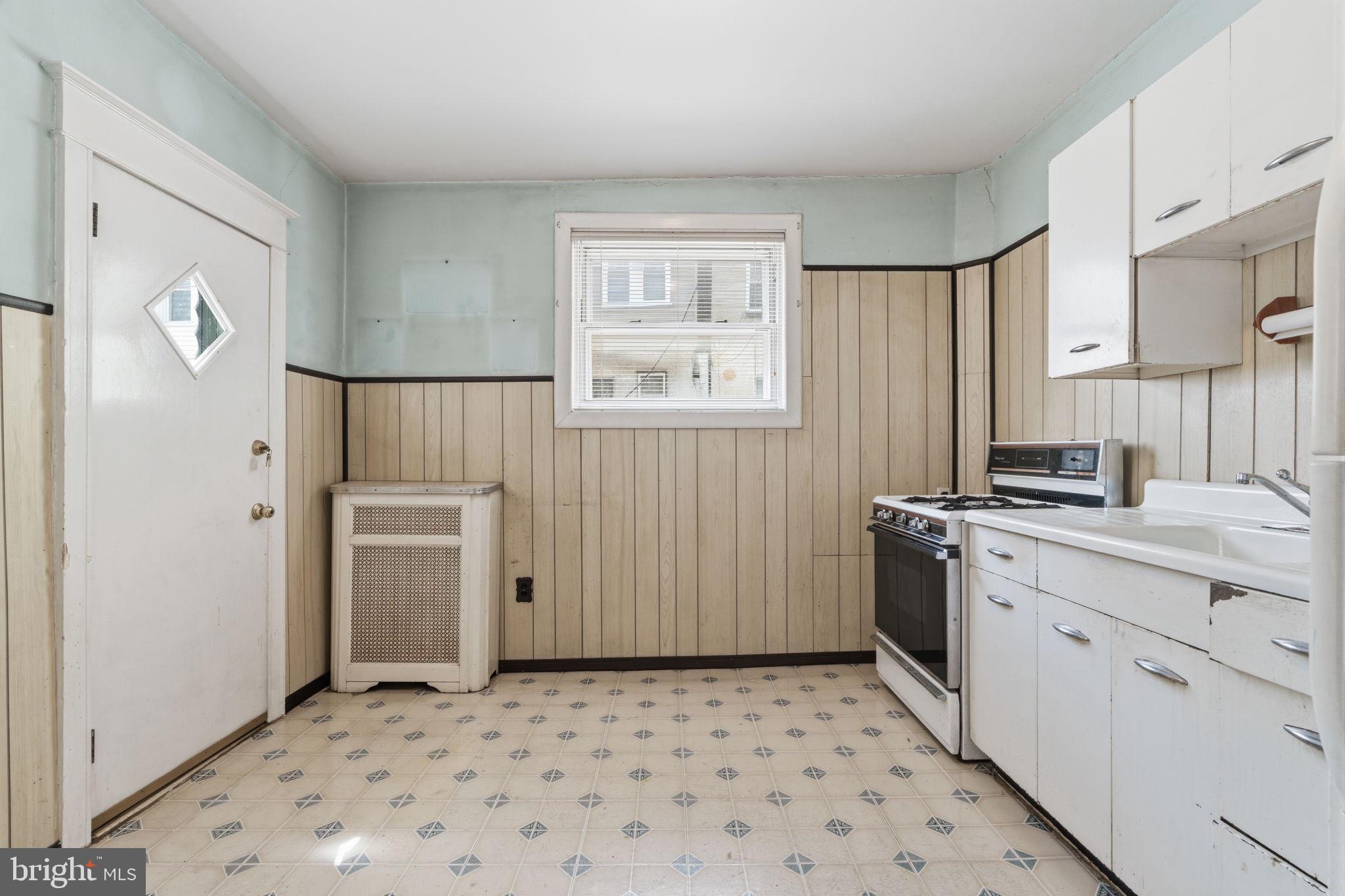 5860 Brush Road Philadelphia, PA 19138 - Photo 12 of 31 Gallery Image 12