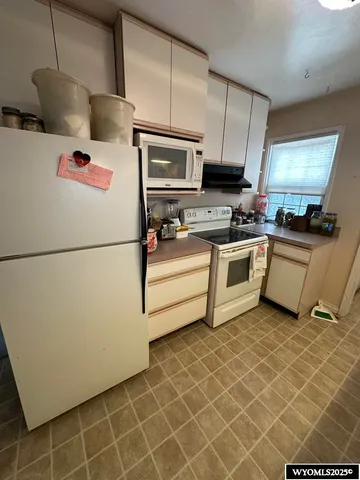 $185,000 | 510 North 3rd Street East, Riverton, WY 82501