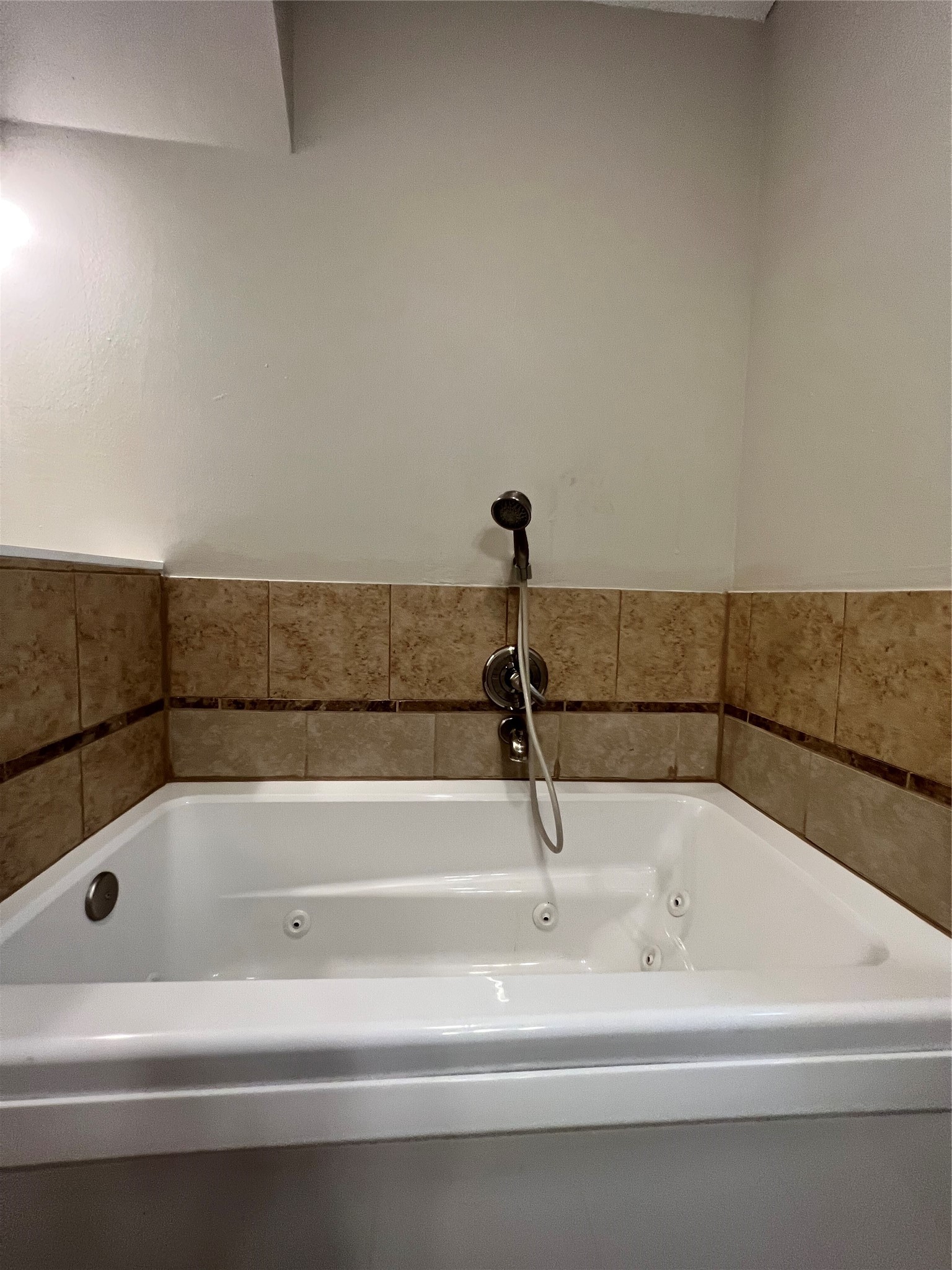 1506 Castlerock Road Houston, TX 77090 - Photo 22 of 48 Gallery Image 22