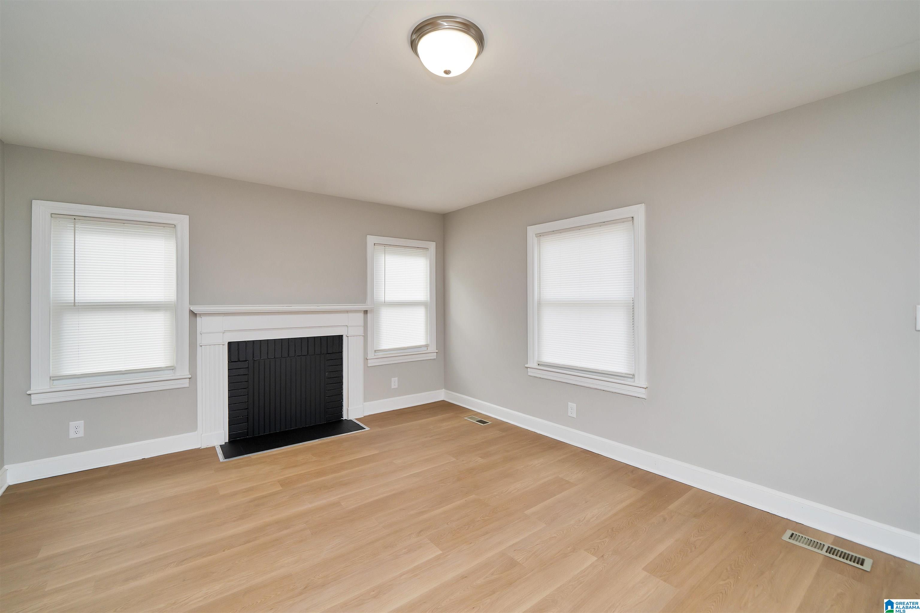 906 8th Avenue Southeast Decatur, AL 35601 - Photo 11 of 29 Gallery Image 11