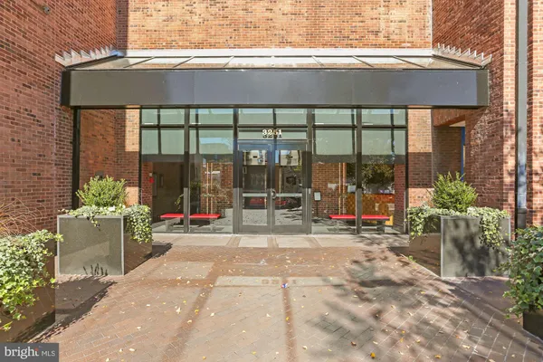 $1,295,000 | 3251 Prospect Street Northwest, Unit 401, Washington, DC 20007