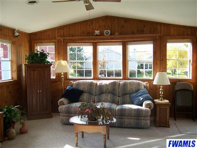 13021 Schwartz Road Grabill, IN 46741 - Photo 10 of 14