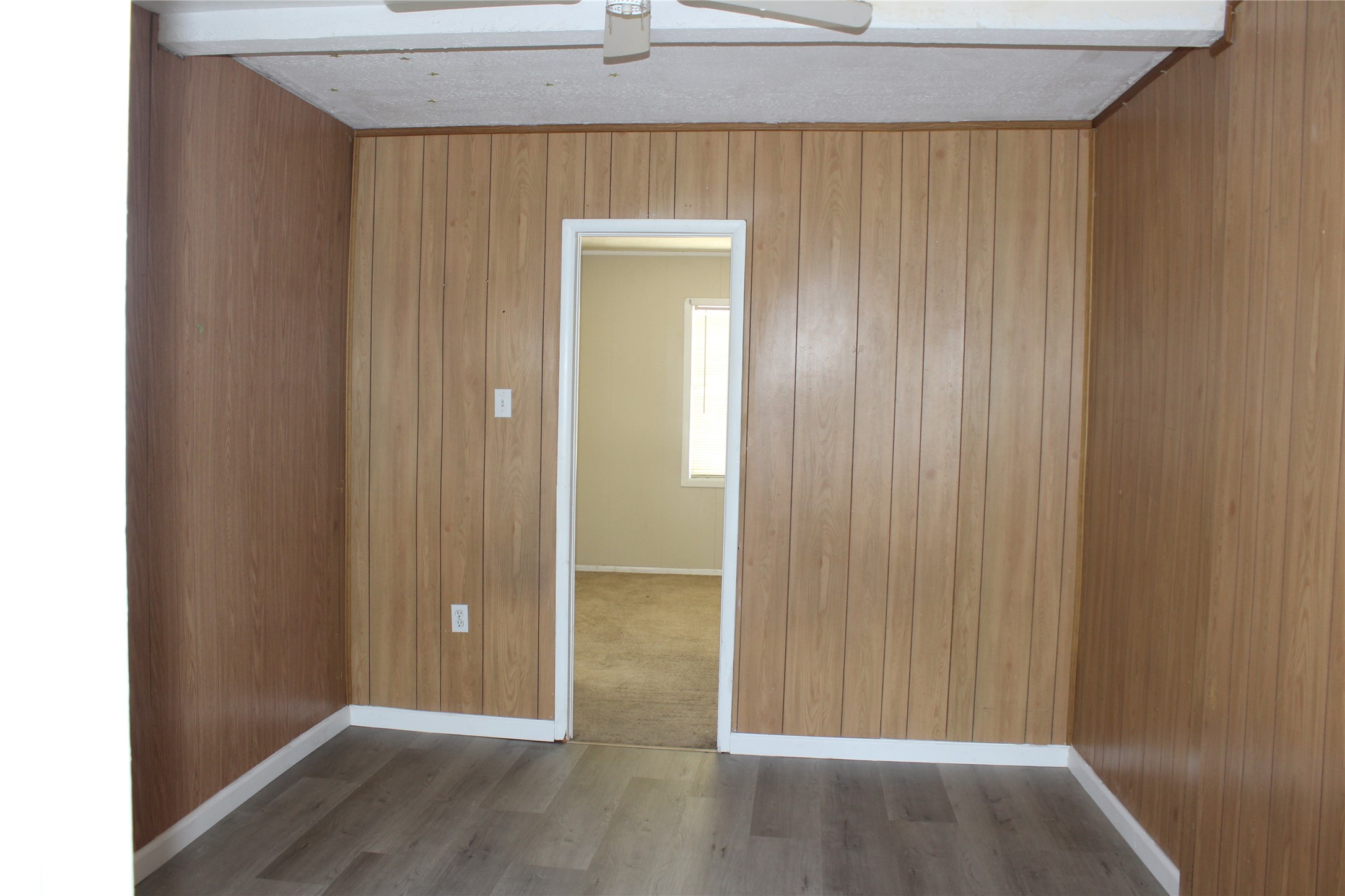 622 South Hancock Street Angleton, TX 77515 - Photo 6 of 15