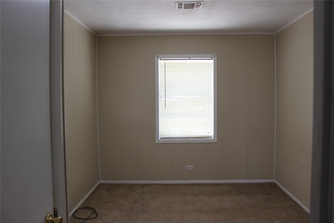 622 South Hancock Street Angleton, TX 77515 - Photo 9 of 15 Bedroom 2