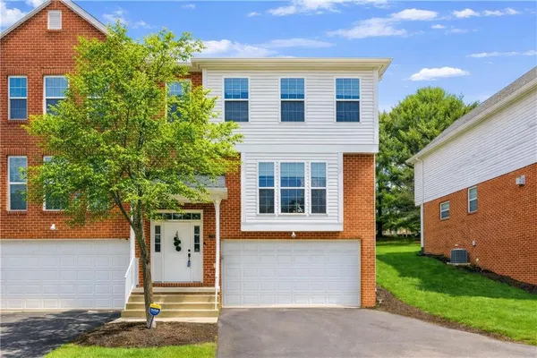 $389,900 | 703 Lakeview Court, Gibsonia, PA 15044