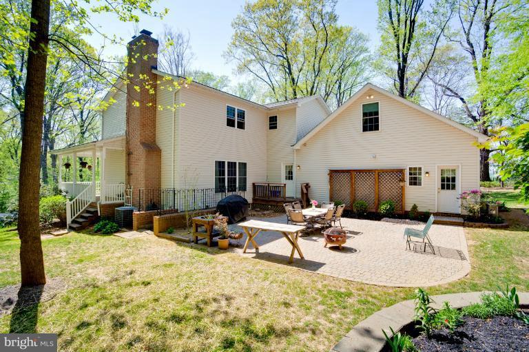 13415 Fork Road Baldwin, MD 21013 - Photo 14 of 29 a view of a patio with swimming pool