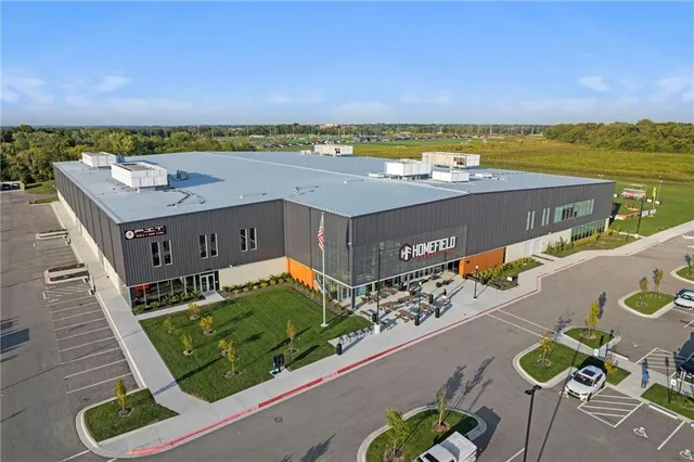 $979,950 | 5301 North 104th Street, Kansas City, KS 66109