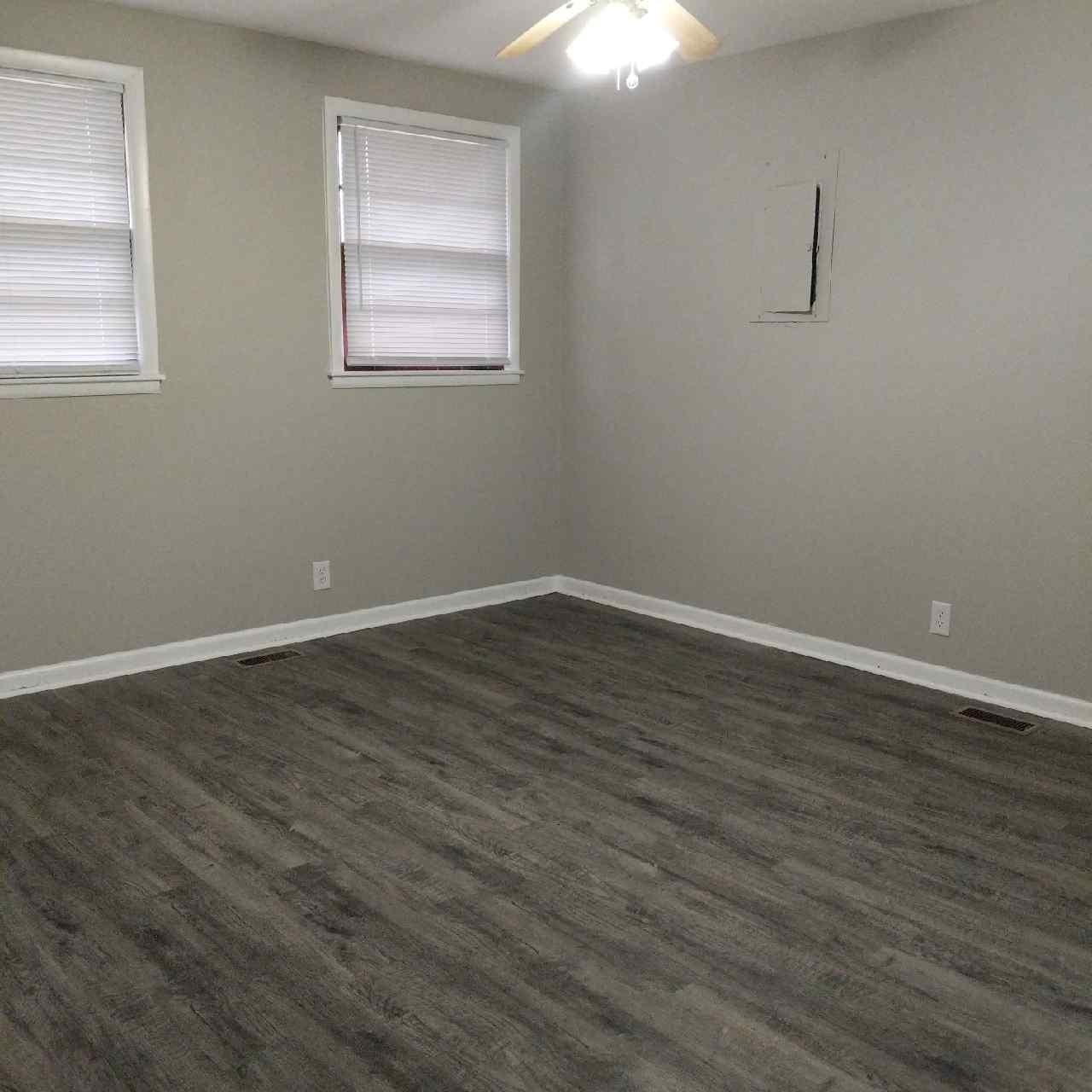 541 Ben Allen Road Nashville, TN 37216 - Photo 4 of 6