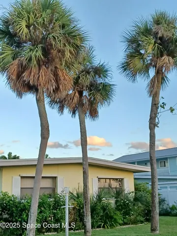 $770,000 | 105 Aucila Road, Cocoa Beach, FL 32931