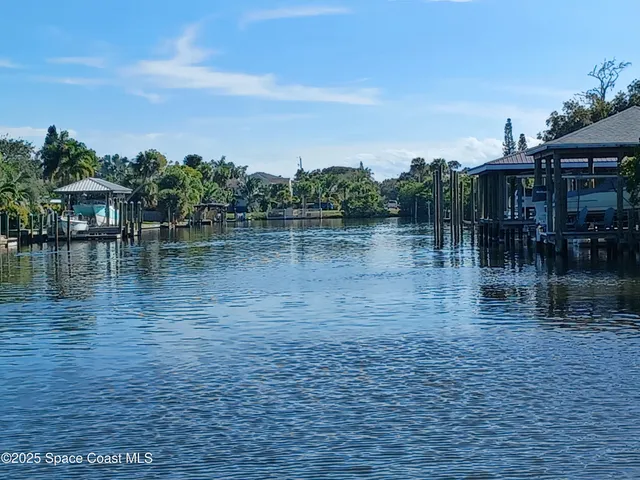 $770,000 | 105 Aucila Road, Cocoa Beach, FL 32931